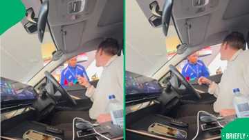 Motorist blesses petrol attendant generous cash tip in heartwarming filling station moment