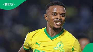 South Africans slam Teboho Mokoena over phone use while driving in viral video