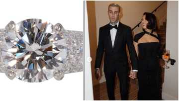 Travis Barker: Drummer's ex -wife auctions engagement ring after his marriage to Kourtney Kardashian