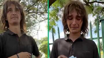 BI Phakathi blesses young man selling stroller for R50, brings him to tears