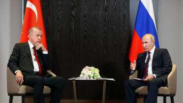 Turkey bows to US pressure, cuts Russian bank ties