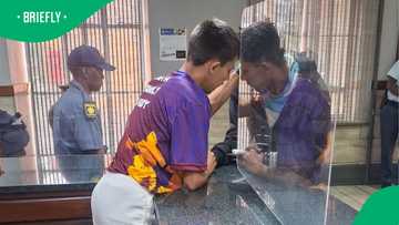 Young boy prayed for handcuffed man at police station, leaving people emotional