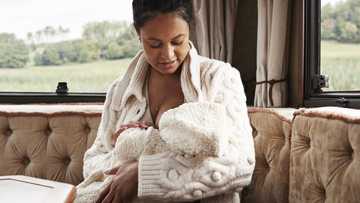 A woman shamed me for breastfeeding on a plane — Then my daughter fired back
