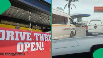 "What are our rights?": Taxi driver annoys women after overtaking at drive-thru