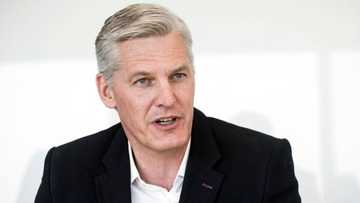 Eskom to initiate probe into racism allegations against CEO André de Ruyter