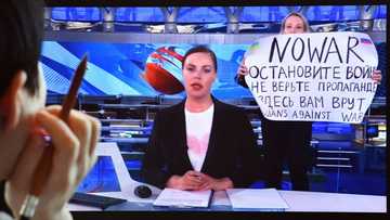 Russian journalist who protested Ukraine operation on TV detained