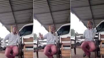 Umjolo: Man calls lover, begs her not to leave him in hilarious taxi rank video