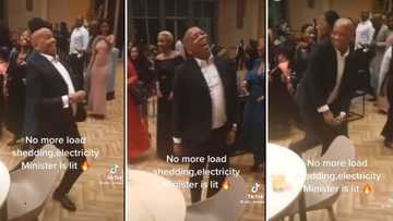 Minister of electricity: Kgosientsho Ramokgopa wows SA with groovy dance moves: "No more loadshedding"