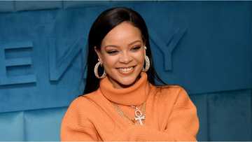 Rihanna: Singer surprises fan at a petrol station in Barbados