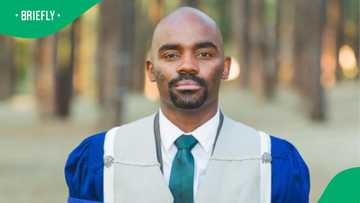 Dr Musa Mthombeni flexes snowboarding holiday to troll SA residents stuck in snow, leaves SA divided