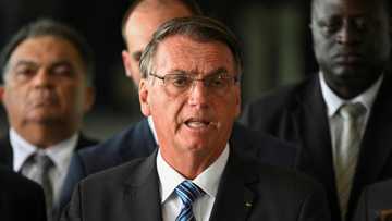 Silent Bolsonaro leaves void in Brazil presidency