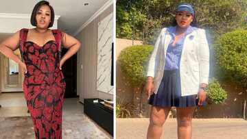 Radio DJ Anele Mdoda receives an e-wallet for the first time