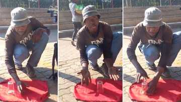 Mzansi man delivers impressive coin trick on the street, has many people marvelled by his illusion skills