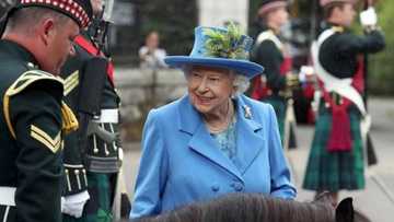 Queen Elizabeth seen maskless at event after getting 2nd dose of vaccine