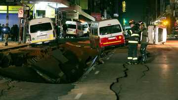 Joburg CBD explosion: Geographer says illegal mining will destroy Joburg as city searches for cause of blast