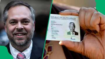 Home Affairs minister urges citizens to switch to Smart ID Cards, South Africans want them for free