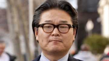 Bill Hwang: Popular trader made R292 billion then lost it in 2 days