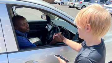 Mzansi applauds honest Uber driver for returning boy's iPhone