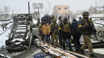 Cold weather brings tougher conditions to fighting in Ukraine