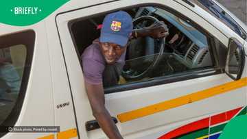 “Some of us have children”: Commuters terrified by taxi driver’s reckless driving, SA reacts to viral TikTok