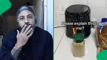 "Am I stupid?": Man stores 2kg sugar in Jacobs coffee jars, amount left over confuses him