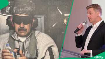 Gareth Cliff reacts after United States captures Nicolás Maduro