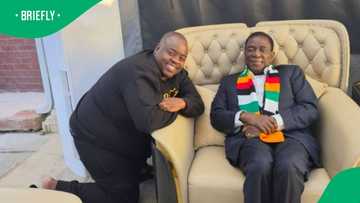 Video shows President Mnangagwa’s Mercedes-Maybach arriving at Wicknell Chivayo’s funeral wake