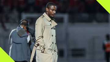 Mokwena reacts to Wydad fans' actions after being escorted off pitch by police