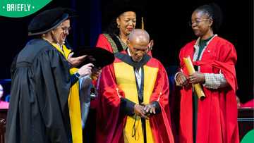 “Still looks energetic”: Mzansi celebrates as Wits honours 94-year-old cardiologist with Doctorate