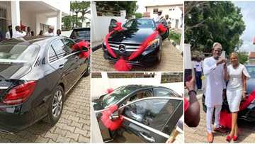 Lady surprises her husband with a new car on their 7th wedding anniversary