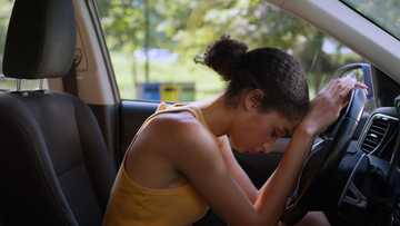 Single mom of four buys used car, owner tells her to look In trunk when she gets home