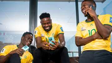 Bafana Bafana Scores on and Off the Pitch with the HONOR 400 Lite