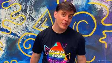 Is Thomas Sanders gay? What is his net worth and life history