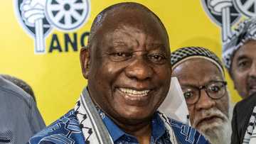 President Cyril Ramaphosa unimpresses netizens with his 'Water' challenge video: "Bathong, Cupcake"