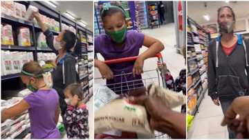 Man meets woman at store trying to get maize for her kids, gives her blank cheque