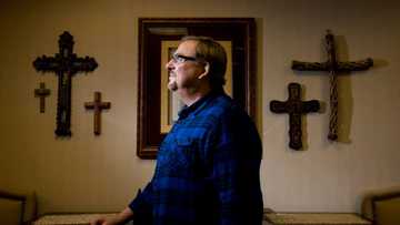 Rick Warren: Net worth, age, children, wife, illness, church, donations, salary.