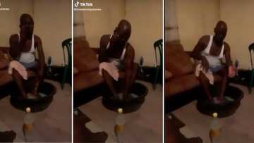 Annoyed man throws phone in water during bath, bae didn’t believe his whereabouts: "Talk with the water then"