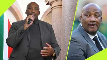 Sports minister Gayton McKenzie stuffs local football star's stockings with R5 million