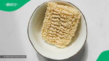 Man shows Lucky Star noodles in a TikTok video, South Africa divided