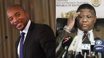 Mr can't fix it: Mmusi Maimane fires heavy shots at Fikile Mbalula after license printer interview