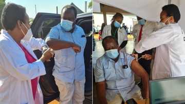 Finance Minister Tito Mboweni gets his COVID vaccine, Mzansi share reactions