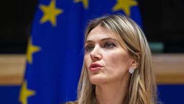 Belgian court prolongs pre-trial detention for graft case MEPs