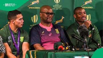 PSL mourns Former Sports Minister Nathi Mthethwa, observes moment of silence