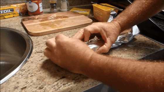 Whole fish braai recipe for crispy skin and tender flesh - Briefly.co.za