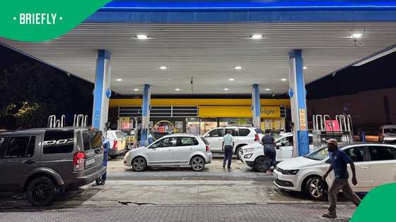 Journalists threatened at Marlboro petrol station hit scene in Sandton