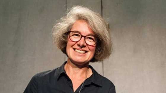 Pope Francis breaks tradition, appoints 1st woman to Synod of Bishops