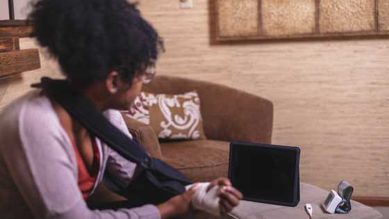 I broke my arm and leg before my dad married my mom's sister – they still made me plan the wedding