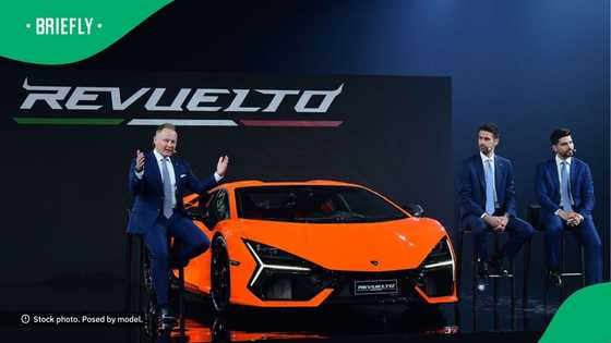 Lamborghini worth R12M+ cruising on Johannesburg road hypnotises man in TikTok video