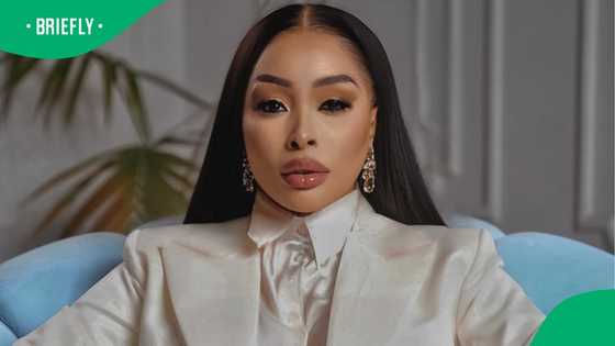 Fans react to Khanyi Mbau's appearance in new picture: "You look like a doll"