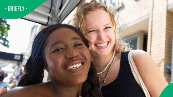 Woman meets fellow South African speaking Xhosa in Berlin, video captures heartwarming encounter
